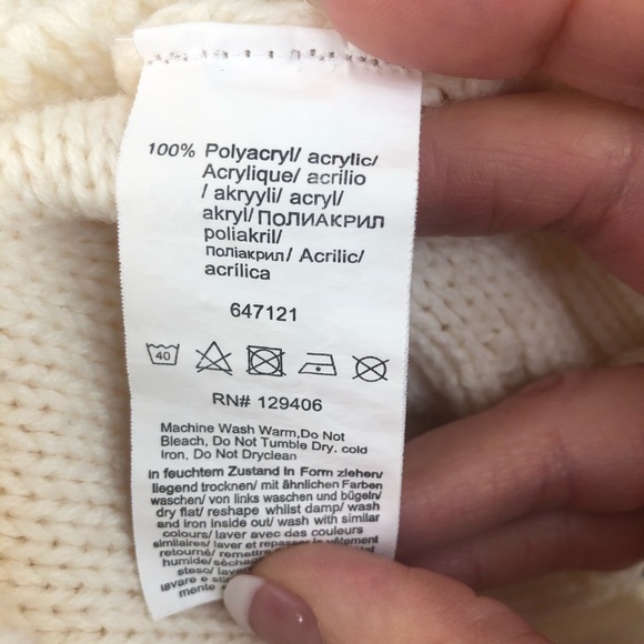 Cream Sweater Size L Like New - Picture 6 of 6